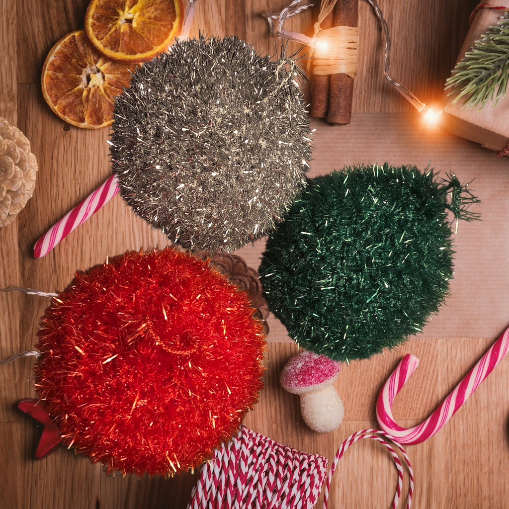 Boule de noel sur commande  de nombreuses couleurs disponibles