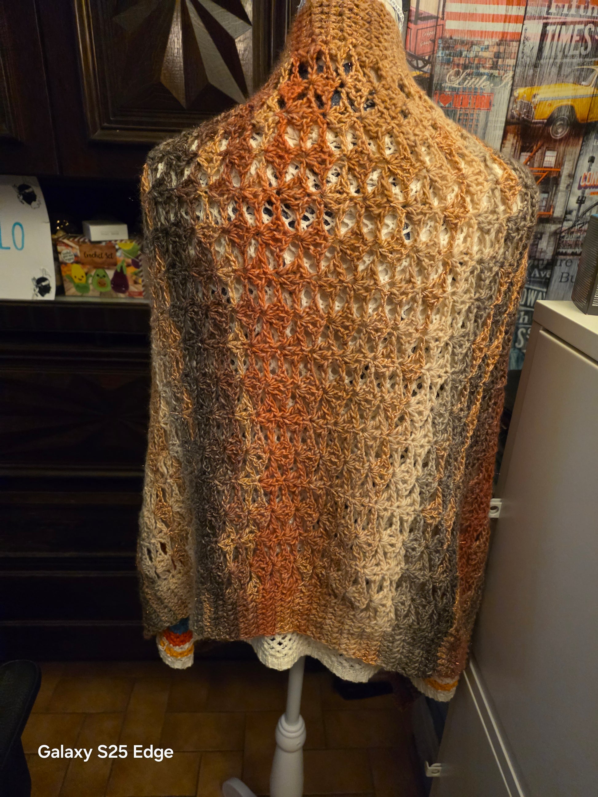Etole /poncho/ 1 marron 1 rose et 1 Bordeaux