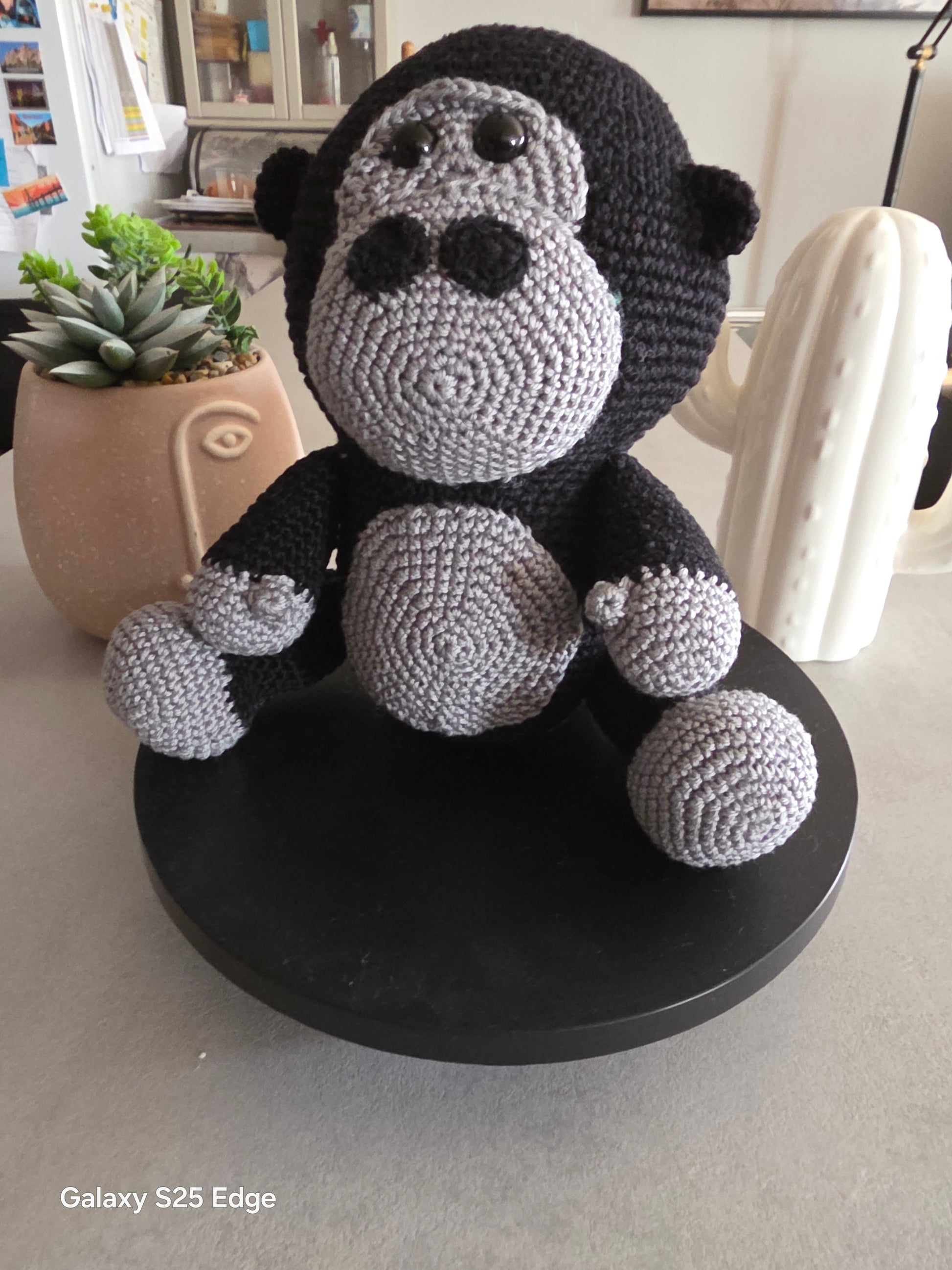 Bonzo le gorille en coton sur commande