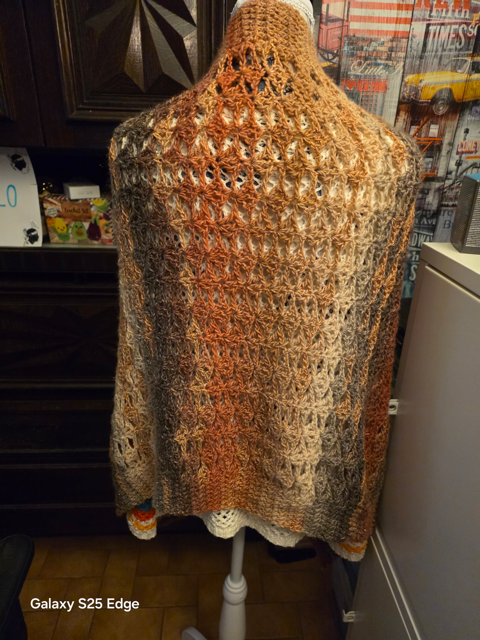 Etole /poncho/ 1 marron 1 rose et 1 Bordeaux